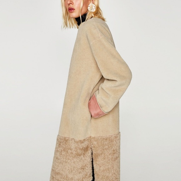 NEW ZARA COAT WITH DOUBLE-SIDED EFFECT FAUX SHERPA - Picture 3 of 5